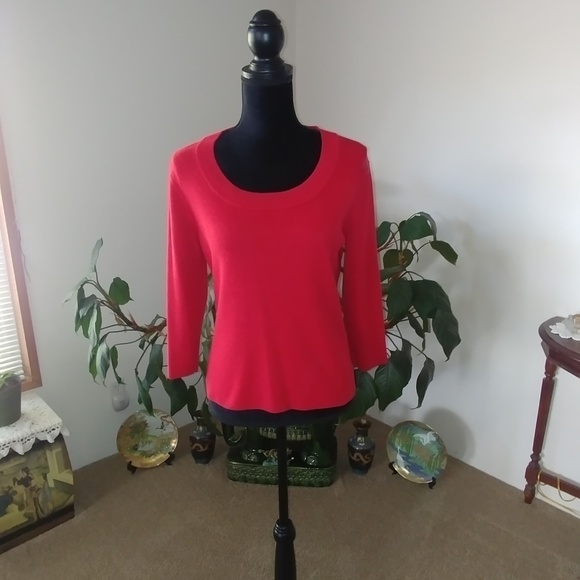 Evie Sweaters - Red Sweater